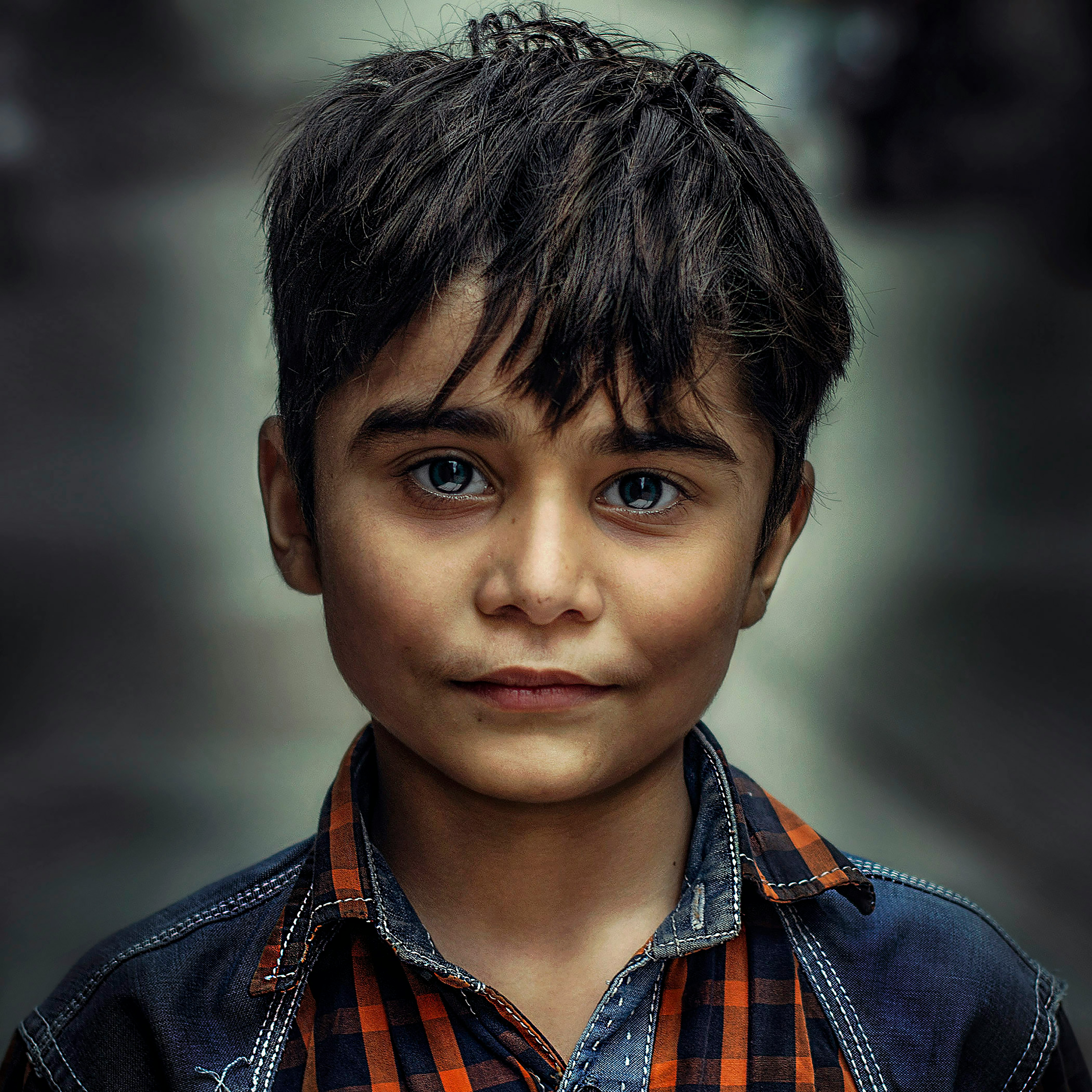 影视氛围图：移动端观看